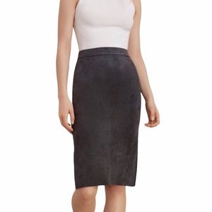 Aritzia Wilfred Free Lis Vegan Suede Pencil Skirt